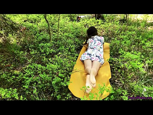 ❤️ 陌生人在Tinder上自慰我的阴部，并在树林里热情地做爱 ❤️ Anal video